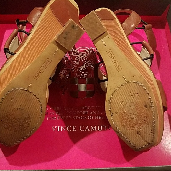Vince Camuto Wedges - Picture 4 of 4